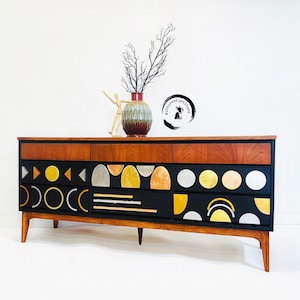 MCM mid century Modern 9 drawers dresser. Credenza, Media Console, TV Stand image 7