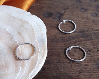 Silver Hoop Cartilage Piercing Earring - Dainty Helix Ring 0.8mm ( 20G ) Simple Multi-functional Hoop -  Lip Ring, Nose Ring. Twist to Open