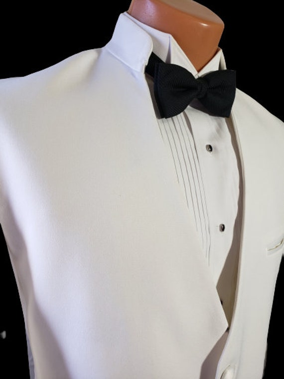 chinese collar with bow tie