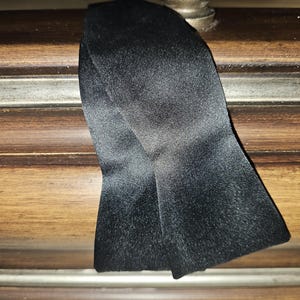Men&#39;s Black Satin Tuxedo Self-Tie Bow Tie