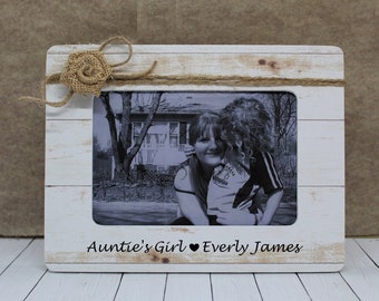 Aunt gift from niece frame / Auntie gifts from baby girl / Mothers day gift for aunt picture frame