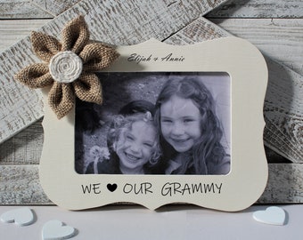 Mothers day gift for Grammy from grandkids / Personalized Grandma picture frame with names