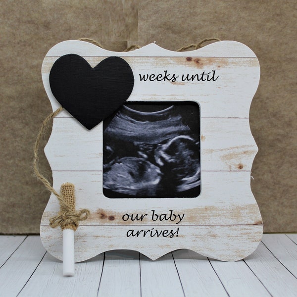 Expecting dad gift for Christmas / Gifts for expecting parents mom dad mother / Pregnancy announcement countdown