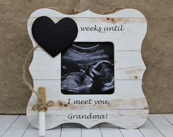 Baby announcement Grandma countdown frame / youre going to be a grandma gifts from baby