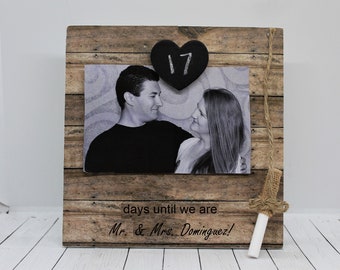 Wedding countdown chalkboard Countdown to Wedding / personalized Engagement gift Wedding countdown personalized