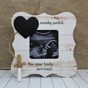 Personalized gift for expecting parents 3.5x3.5/scalloped