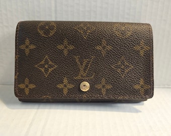 Louis Vuitton Monogram Tresor Bifold Wallet UNISEX