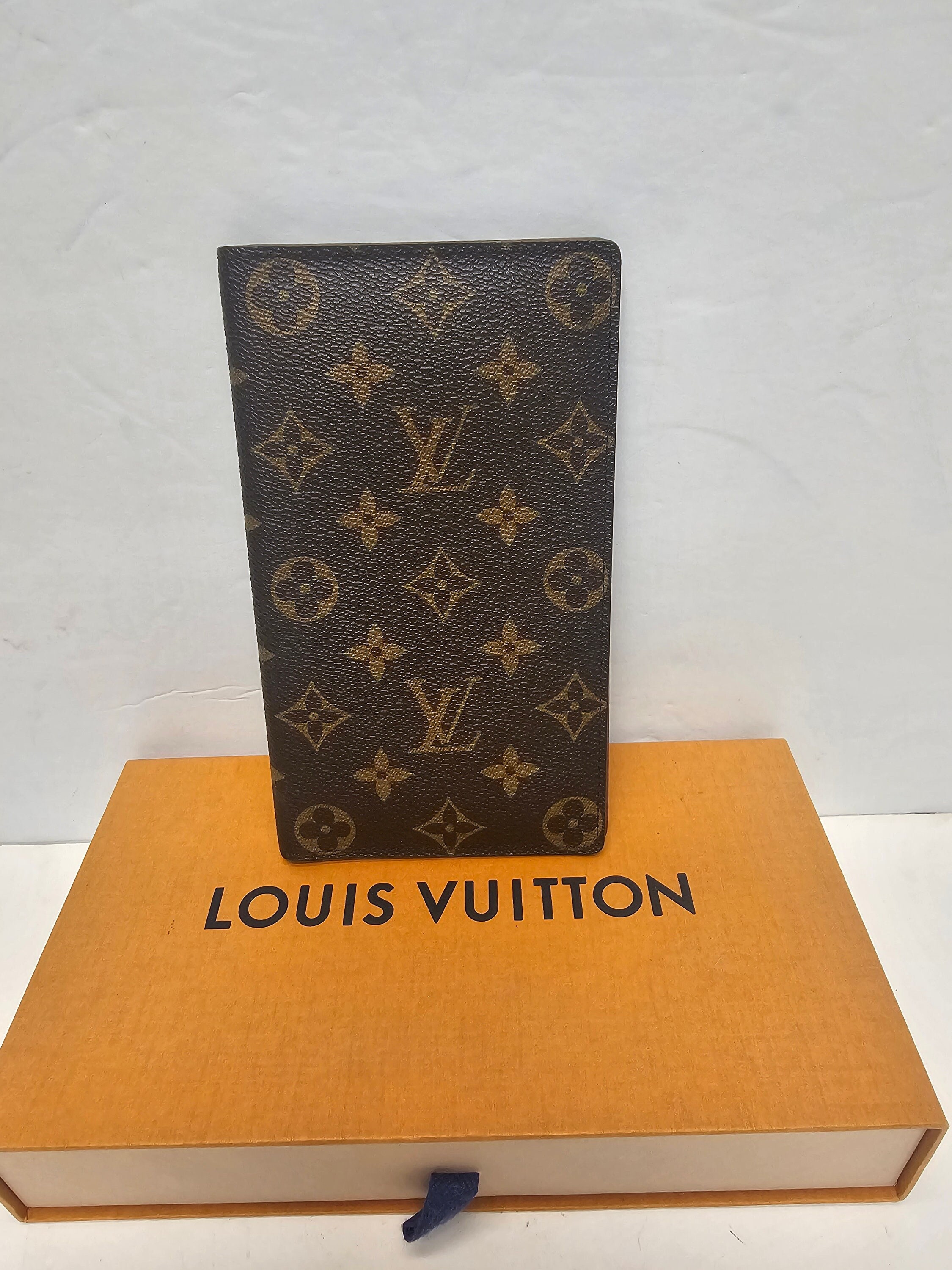 Louis Vuitton Vintage Monogram Canvas Pocket Agenda Checkbook Cover Auction