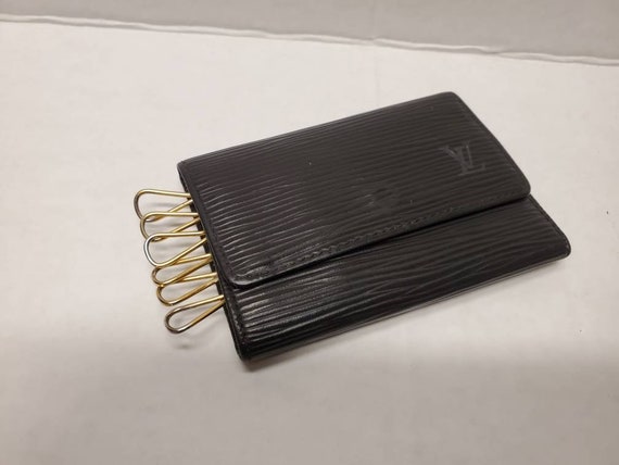 Antologi Steward matrix Authentic Louis Vuitton 6 Ring Key Holder Black Epi Leather. - Etsy