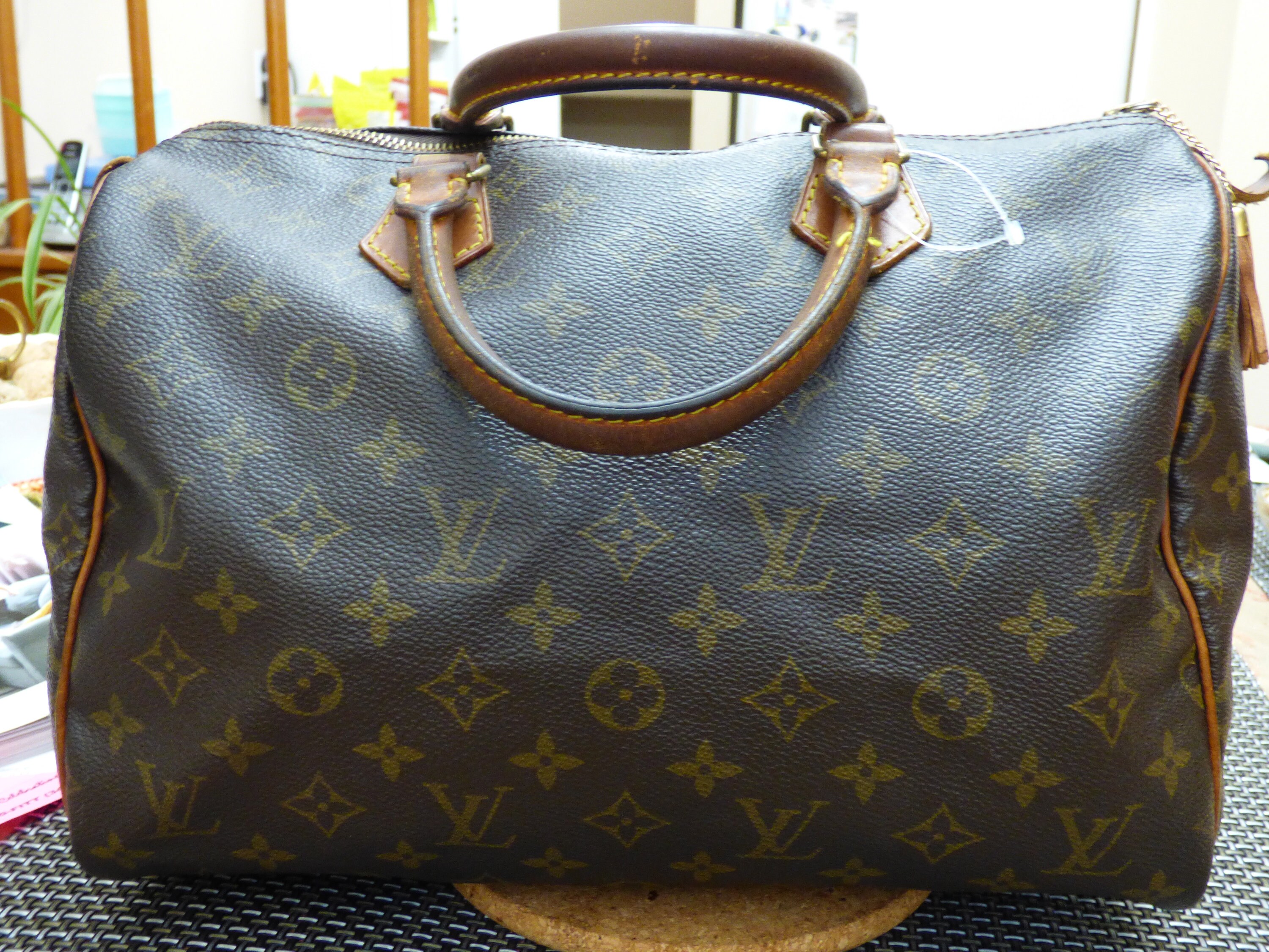 how to tell if louis vuitton speedy 30 is authentic