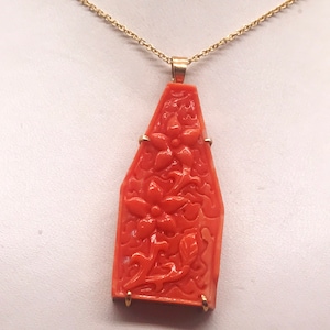 Pendant, Italian hand carved Coral, 14k yellow gold. 1960’s