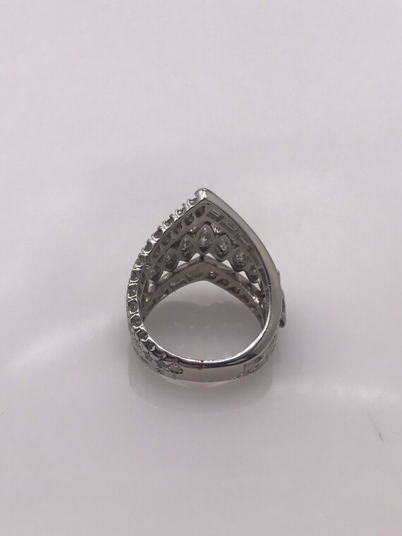 Ring, Platinum & Diamond. Circa 1950’s - image 5