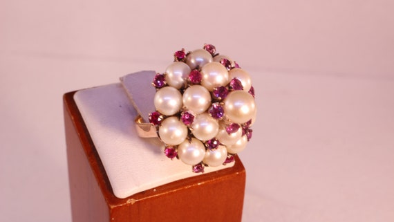 Ring,14k reddish gold, Pearl and Ruby. Circa 1950… - image 2