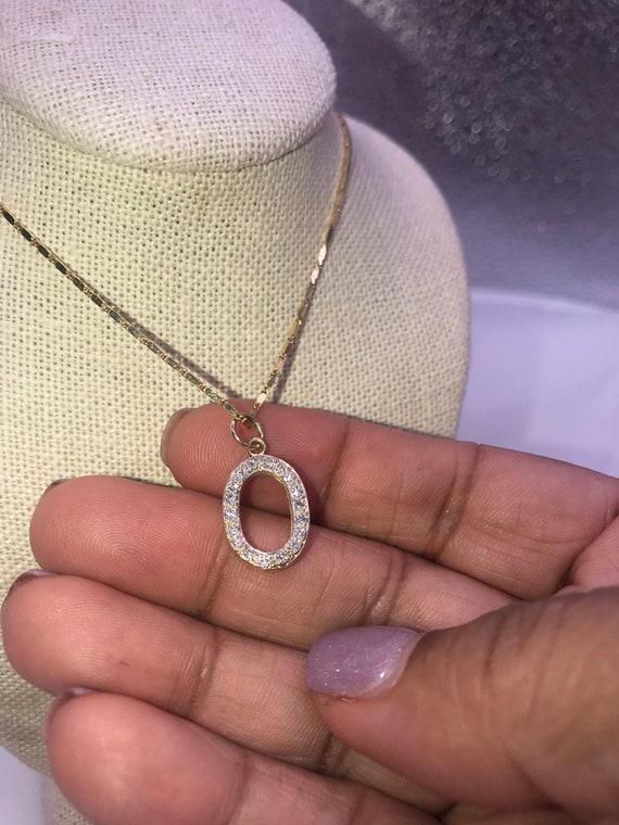 18k gold Oval Pendant with Diamonds & necklace.