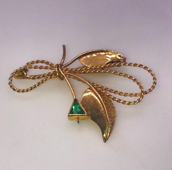 Pin/Brooch.18k gold.Emerald. Handmade - image 1