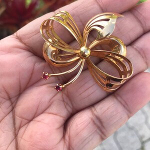 18k Rose Gold Pin, with 2 small rubies, circa 1950's image 2