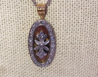 Pendant & chain, 14k gold, Diamond.