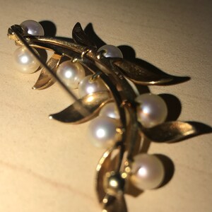 Pin/Brooch,14k rose gold, cultured pearls. Circa 1960's image 8