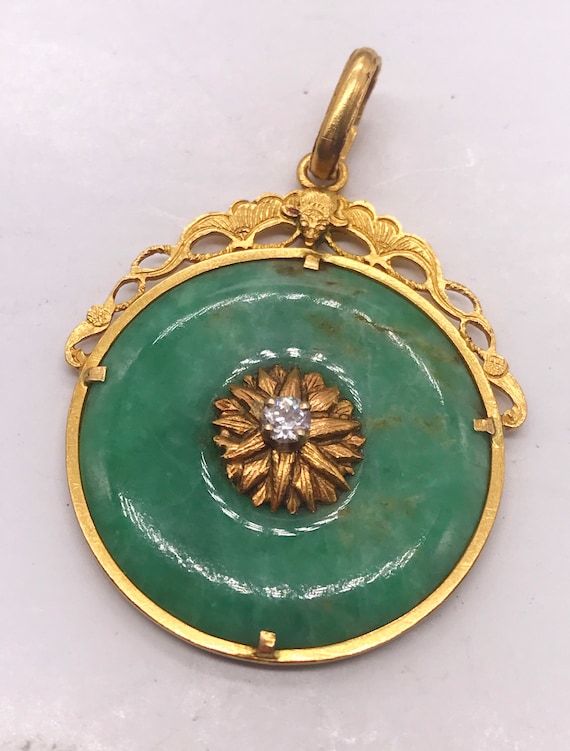 Pendant,Jade. 18k yellow gold  circa 1970’s. - image 8