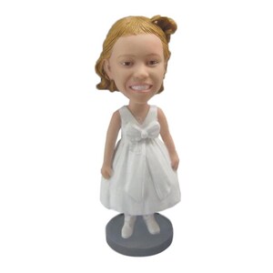 Custom Bobblehead Flower Girl, Wedding Flower Girl Custom Bobblehead, Bridal Party Custom Bobblehead, Personalized Bobblehead