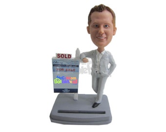 Custom Bobblehead Real Estate Agent, Male Agent Custom Bobblehead, Realtor Custom Bobblehead