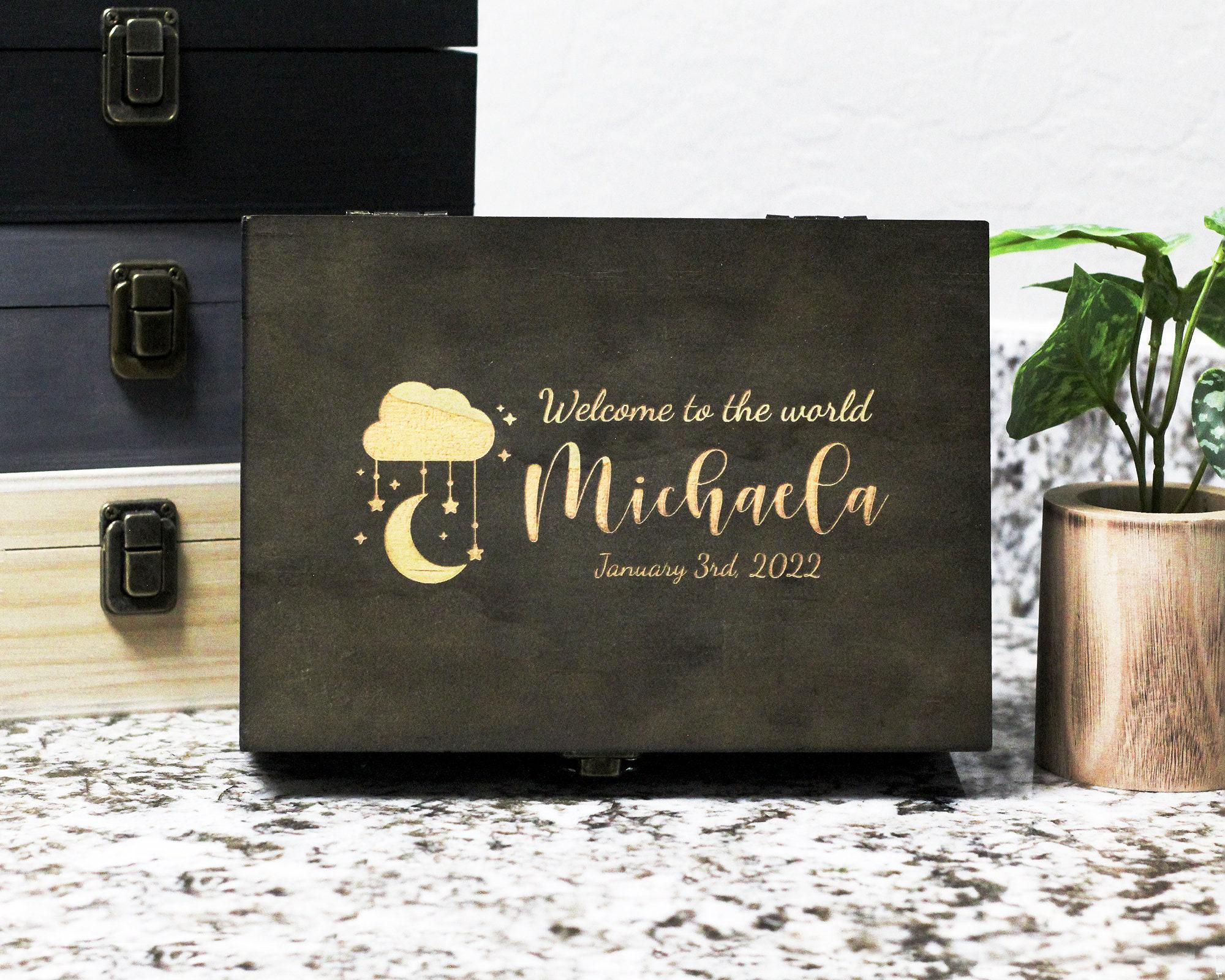Its a boy baby memory box, baby keepsake box, baby shower gift, personalized baby gift, wood memory box, custom gift, nursery dã©cor