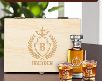 Whiskey Decanter Set with Glasses, Personalized Whiskey Decanter Set, Engraved Decanter Set, Gift for Him, Groomsmen Whiskey Decanter Set