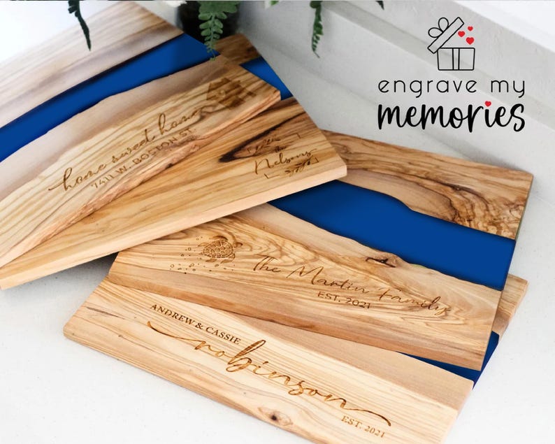 Personalisiertes Servierbrett aus Olivenholz, einzigartiges Harz Servierbrett, individuelle Geschenke für Hauseinweihung & Hochzeiten Bild 10