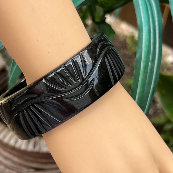Carved Black Bakelite Bangle Bracelet, Chunky 1 1/
