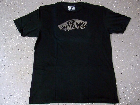 vans t shirt large