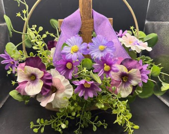 Featured listing image: Easter Cross Centerpiece
