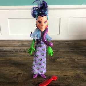 Muñeca vintage de Tarta de Fresa “Uvas Ácidas” con Dregs la Serpiente *COMPLETA*