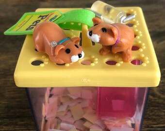 Vintage 1993 Kenner Littlest Pet Shop “Busy Hamsters w/jogging wheel” *COMPLETE-RARE-HTF*