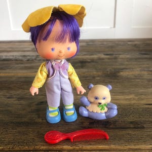 Muñeca vintage de tarta de fresa y almendras con Marza Panda. *RARO-HTF-MENTA*