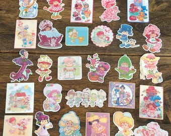 ビンテージスタイルのホログラフィック ストロベリー ガールにインスパイアされたステッカー! *#6 を選択してください*
