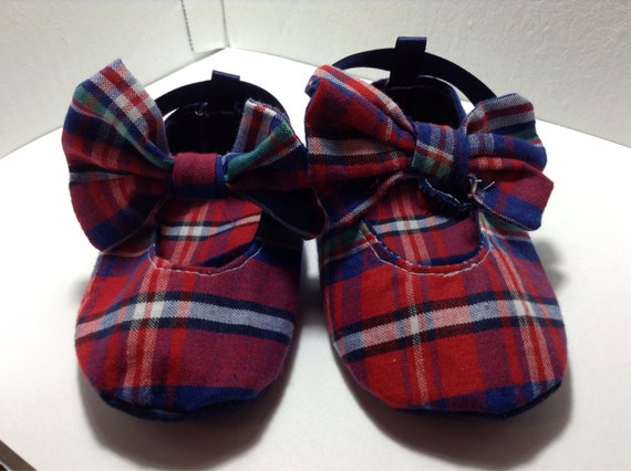 Items similar to Plaid Baby Shoes! 