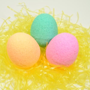 Easter Bath Bombs with Epsom Salts Natural Bath Bomb, Eggs in Carton, Easter Eggs Bombs, Easter Bath Bomb for Kids, Easter for girls image 2