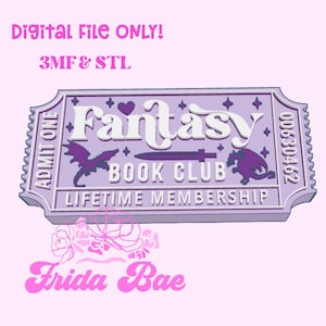 Può includere: File digitale lilla chiaro di un biglietto per un club del libro fantasy. Il biglietto riporta le parole "Fantasy Book Club Lifetime Membership" e include illustrazioni di draghi e spade. È presente anche il testo "Digital File ONLY!" e "Frida Bae".