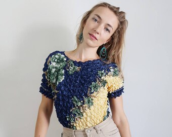 Blue and Yellow Floral Micro Pleat/Popcorn Tee