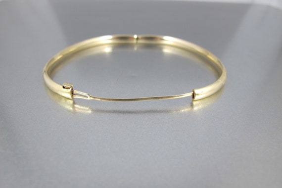 10K Gold Bangle Bracelet. Yellow Gold Engraved Ov… - image 4