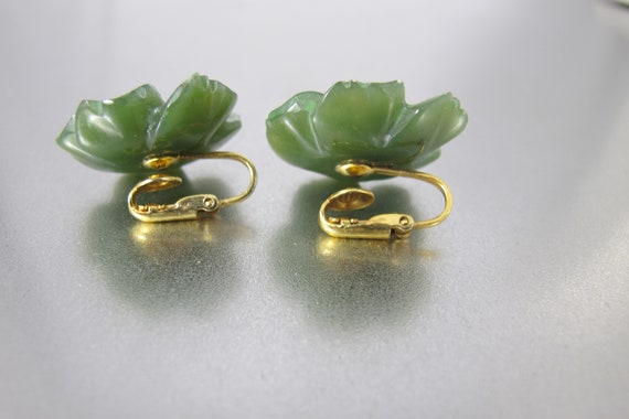 Carved Jade Gold Nugget Earrings. Green Nephrite … - image 2