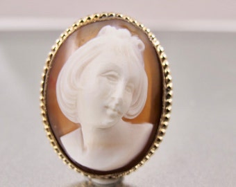 Fernando Ronci Cameo Brooch Pendant: 1940s Italian Carved Jewelry