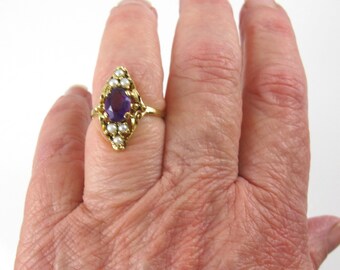 10K Amethyst Pearl Ring. Antique Yellow Gold Oval Amethyst Seed Pearl Halo Ring. February Birthstone Jewelry.