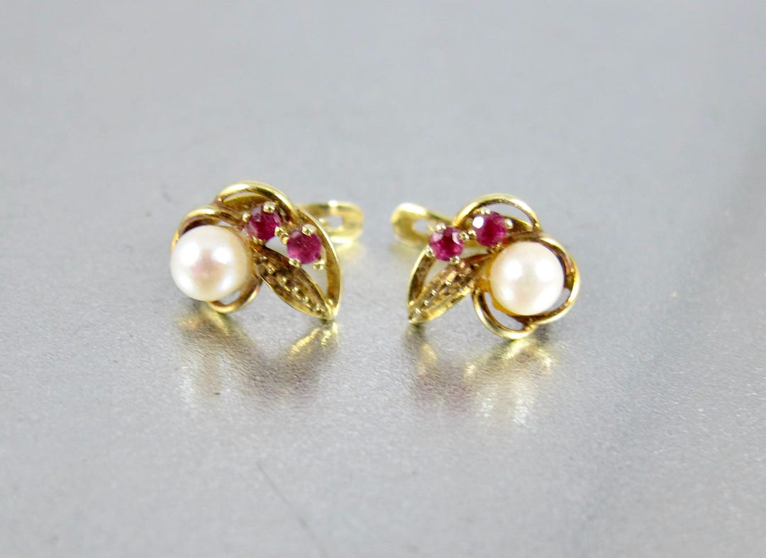 14K Gold Ruby Pearl 14K Yellow Gold Akoya Pearl Ruby