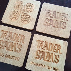 set van 4 bamboe onderzetters met polynesisch thema