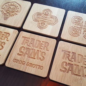 set van 6 bamboe onderzetters met polynesisch thema