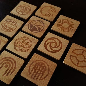 set van 11 bamboe onderzetters met epcot-thema