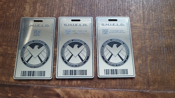Marvel's AGENTS Of S.H.I.E.L.D. Prop Replica TV Series Badge W/Holder