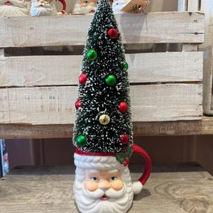 Christmas centerpiece, Christmas bottle brush tree, Santa bottle brush tree arrangement, Santa centerpiece, Santa tabletop arrangement