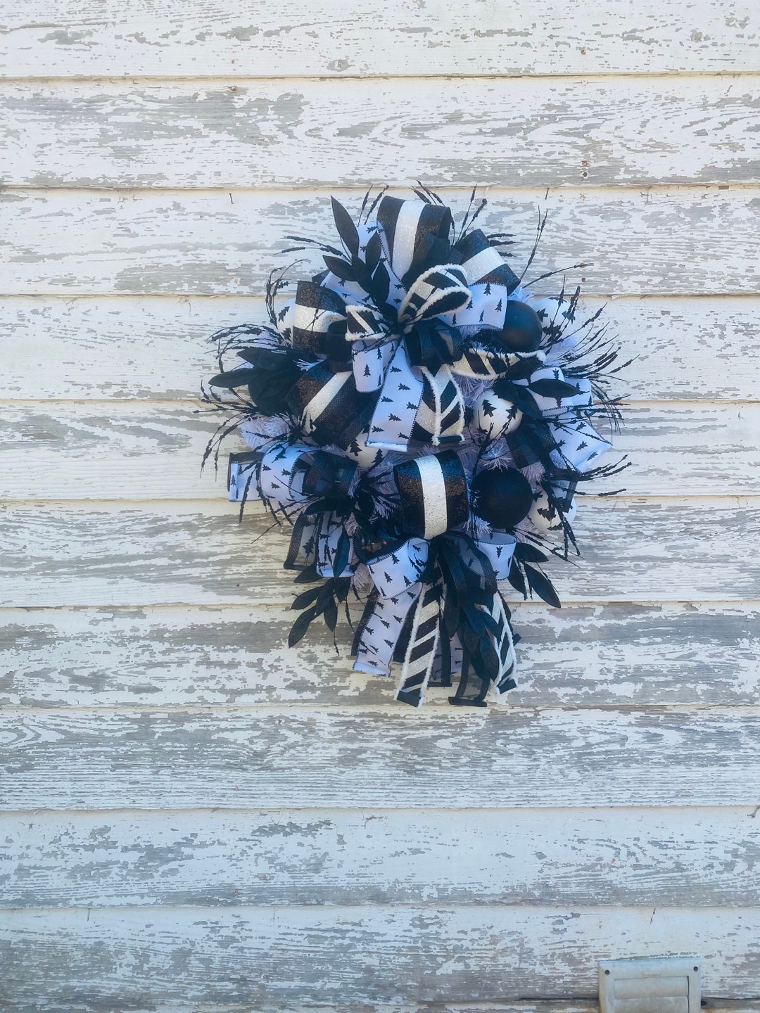 Christmas Wreath, Black and White Glittered Christmas Tree Wreath